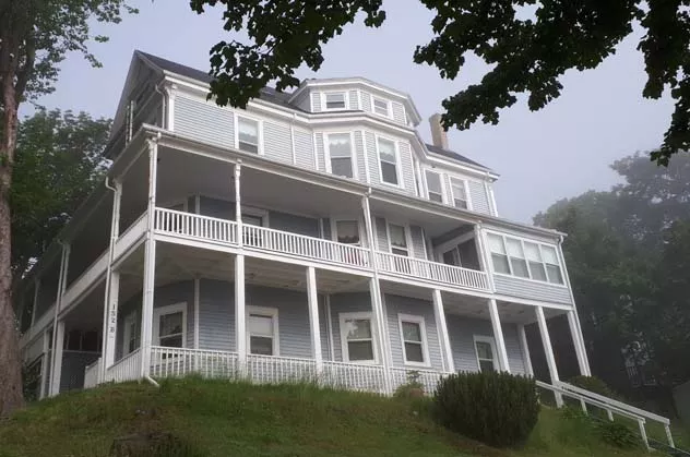 Hillside Landing B&B