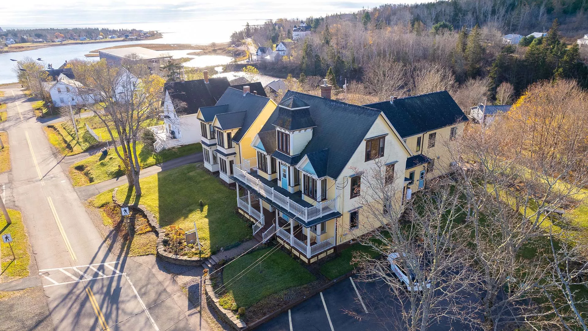 Maple Inn