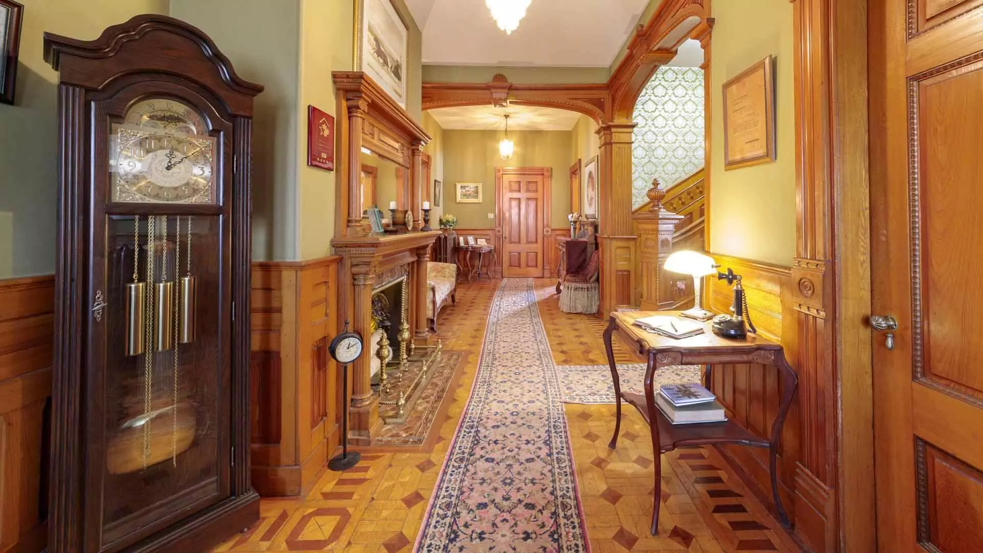 Clockmaker's Inn in Windsor was featured in Stephen King's movie, Bag of Bones